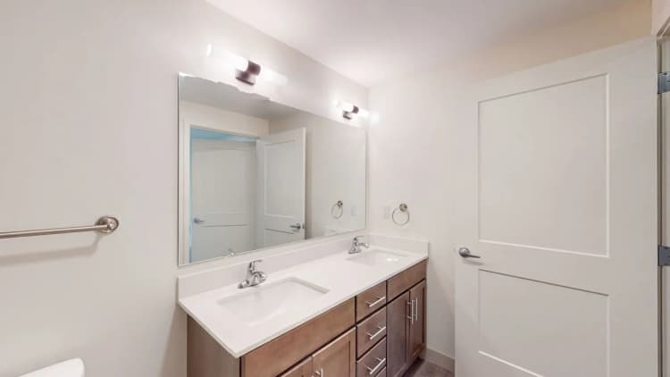 Louisville apartments for rent - image - The Levee I