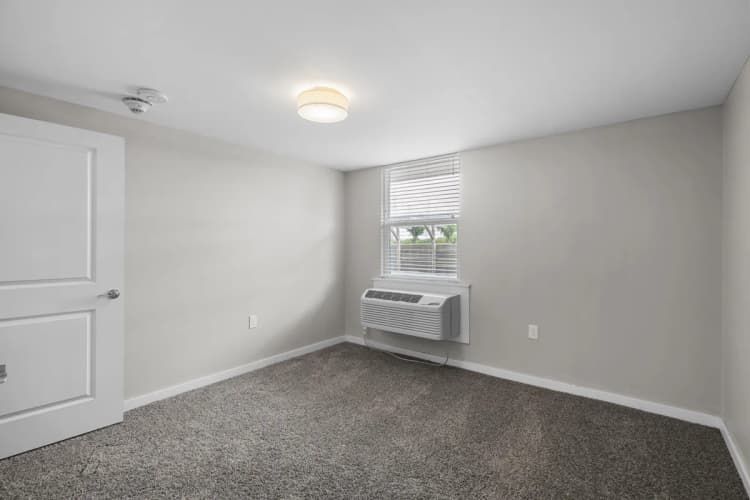 Louisville apartments for rent - image - 1 br large