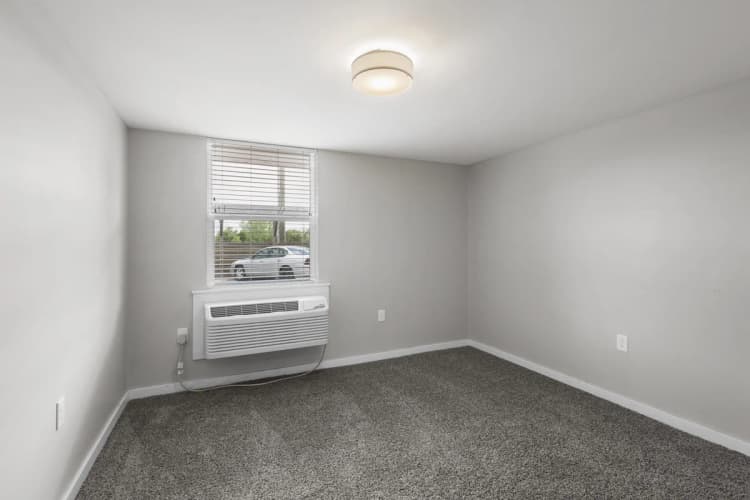 Louisville apartments for rent - image - 1 br large