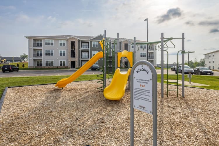 Louisville apartments for rent - image - Playground