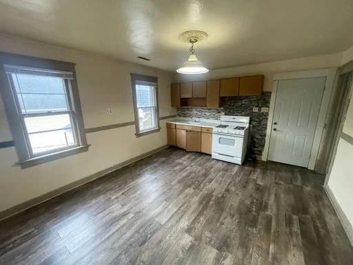 Louisville apartments for rent - Property image - 2414 S 9th St. - Upper Rear - 2