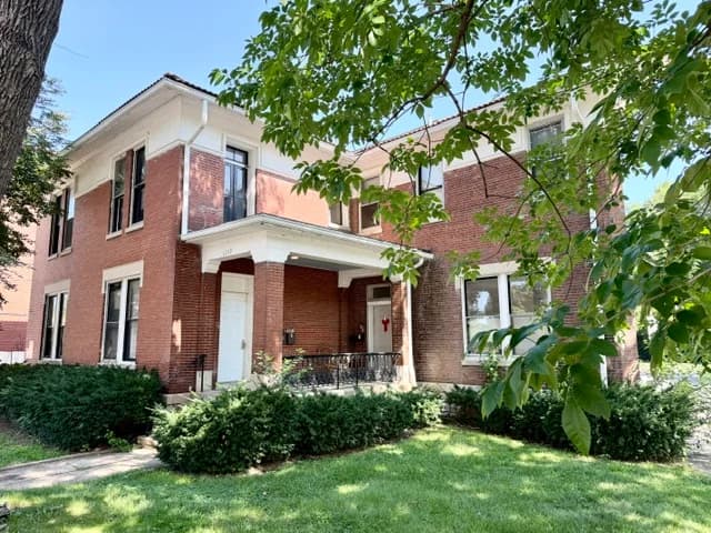 Louisville apartments for rent - Property image - 1109 E. Kentucky St - 1