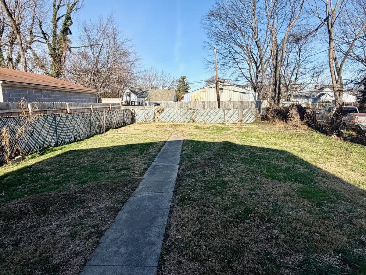 Louisville apartments for rent - Property image - 2633 Alford Ave - 3