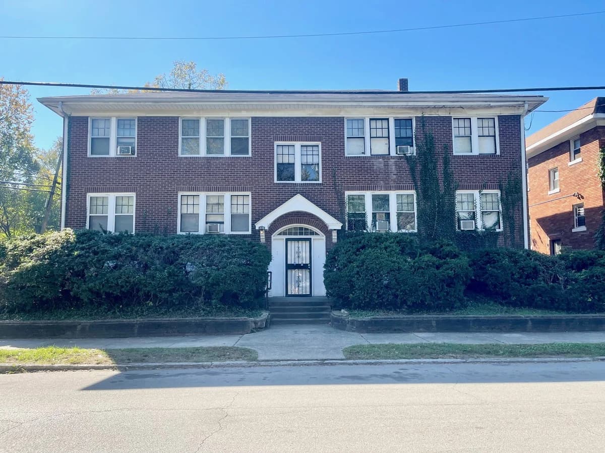Louisville apartments for rent - Property image - 4120 Garland ave - 2