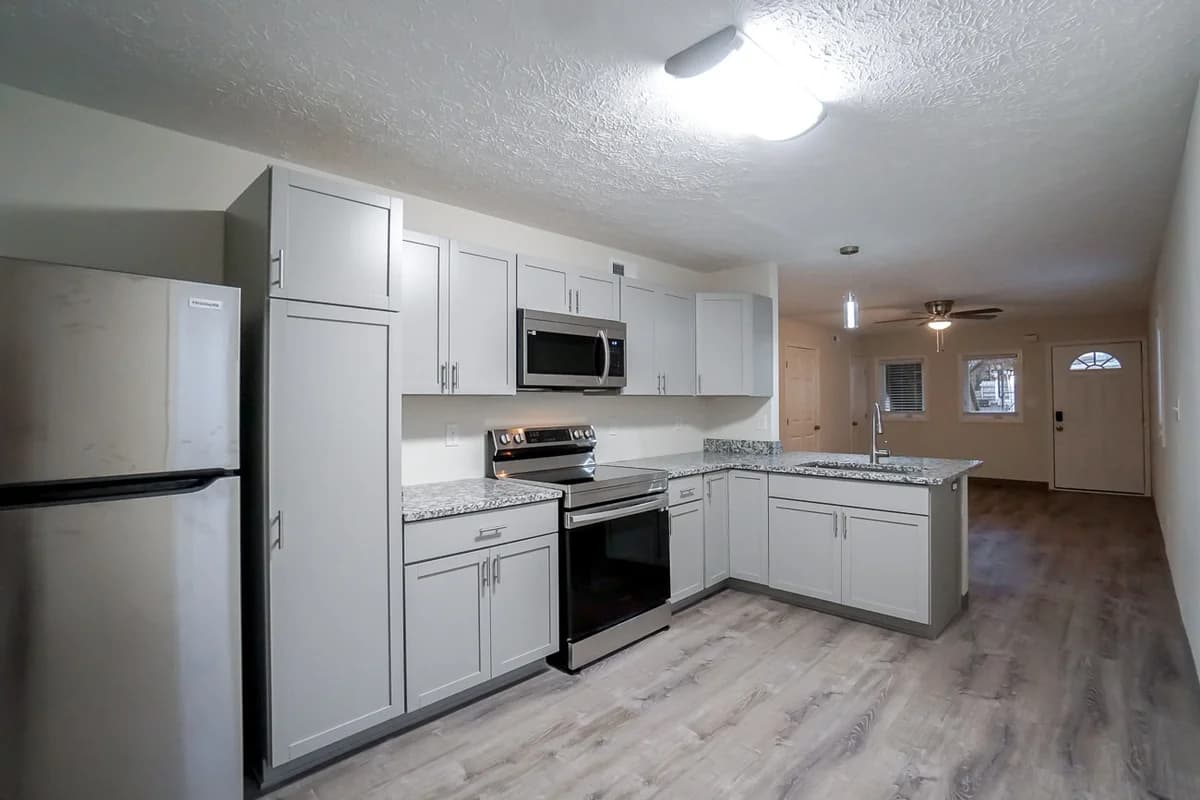 Louisville apartments for rent - Property image - 1638 West Kentucky Street - 3