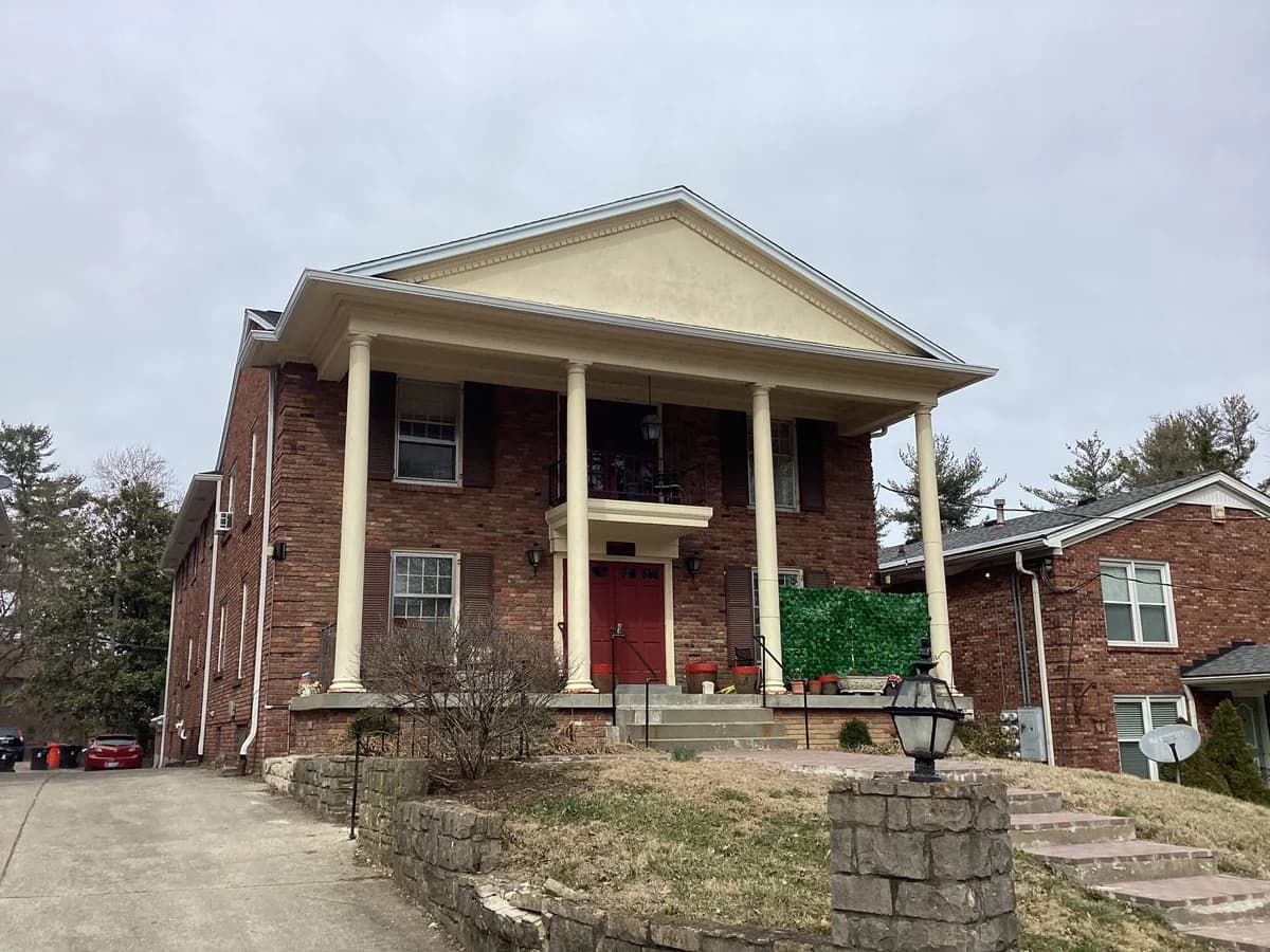 Louisville apartments for rent - Property image - 2551 Glenmary Avenue - 1