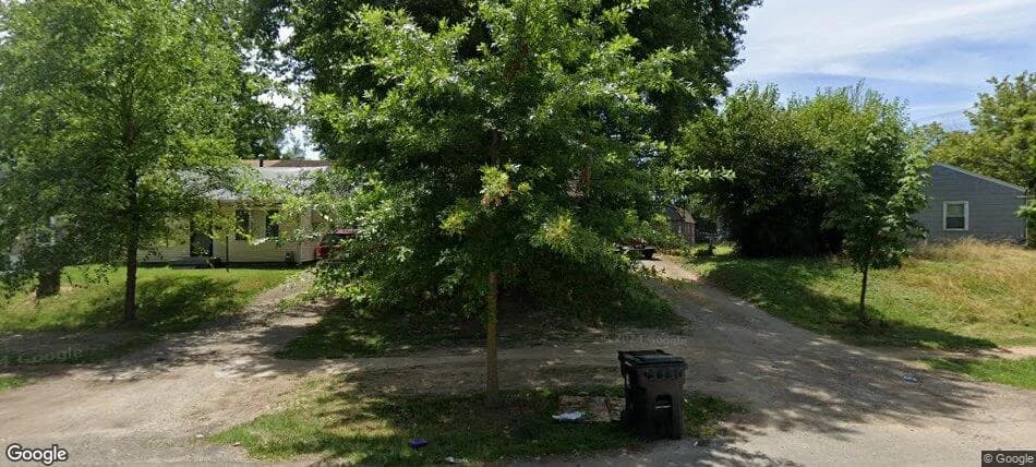 Louisville apartments for rent - Property image - 3826 Algonquin Parkway - 1