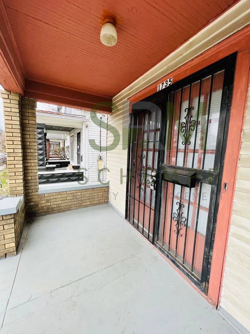 Louisville apartments for rent - Property image - 1735 W Hill St. - 2